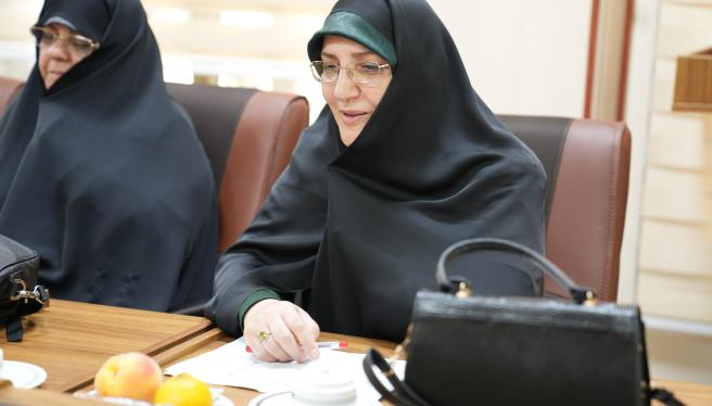 نخستین نشست هم اندیشی اساتید گروه آموزشی زنان و خانواده دانشگاه جامع انقلاب اسلامی